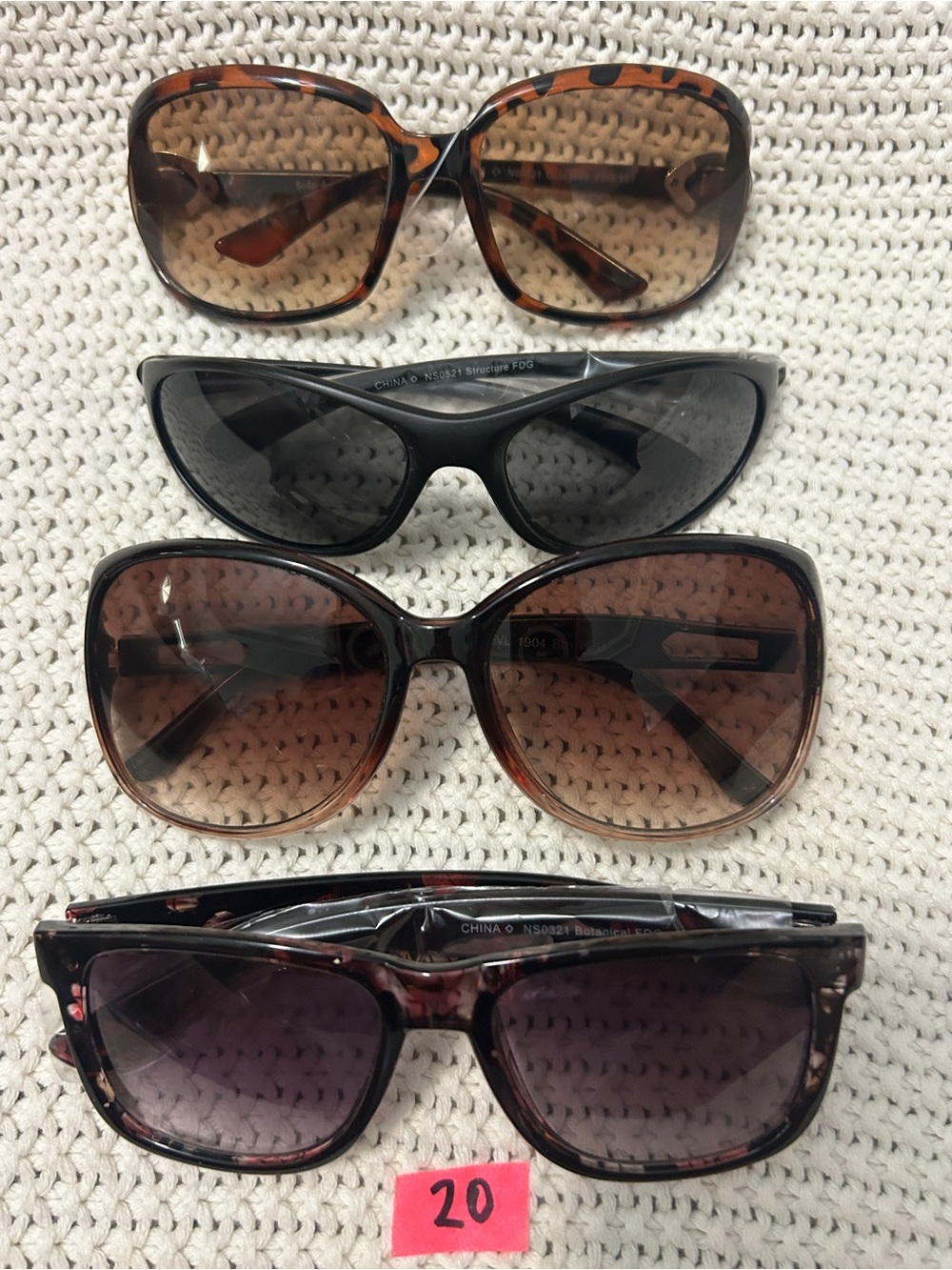 Women’s Brown Tortoiseshell Oversized Sunglasses